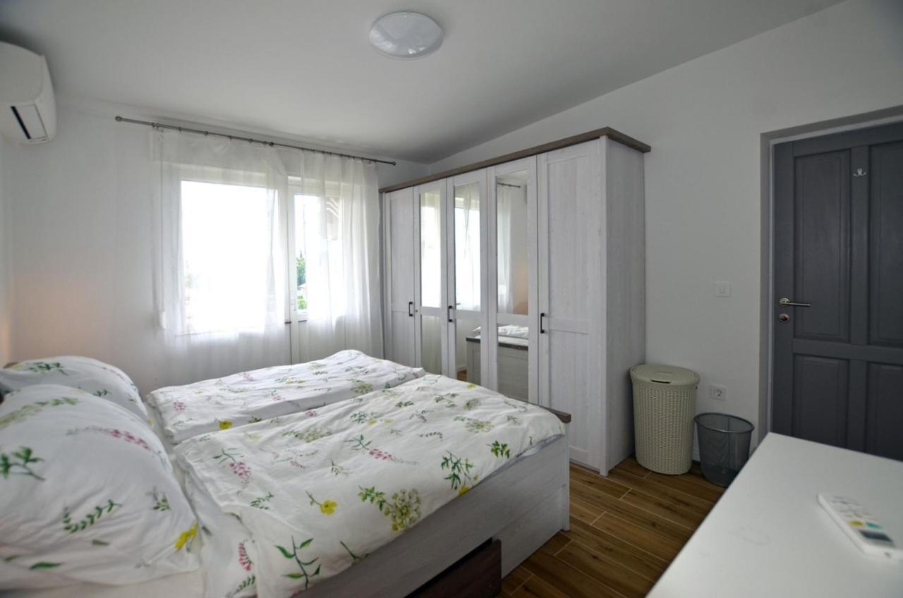 Sarah Apartment Rovinj Exterior foto